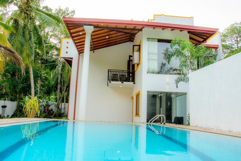 Villa White Хиккадува Экстерьер фото