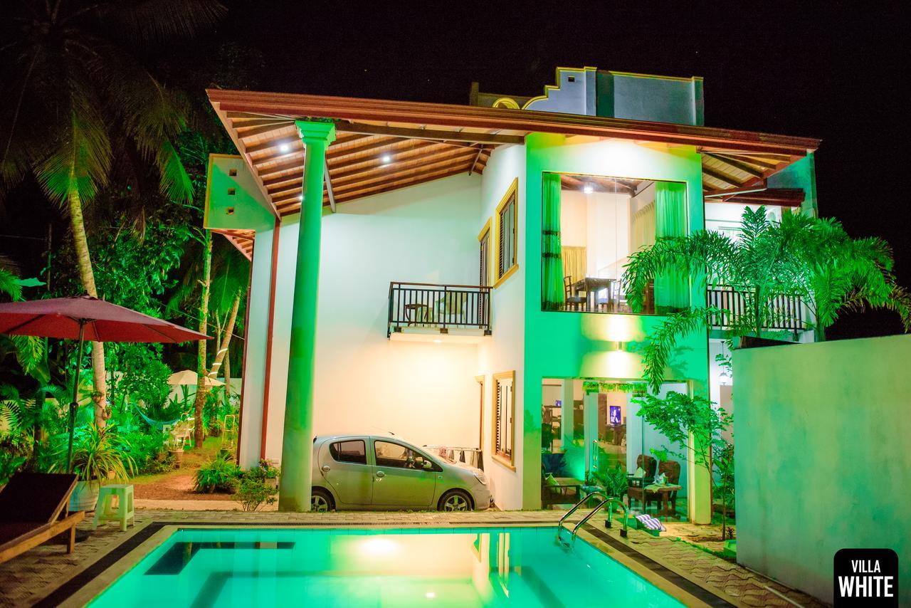 Villa White Хиккадува Экстерьер фото