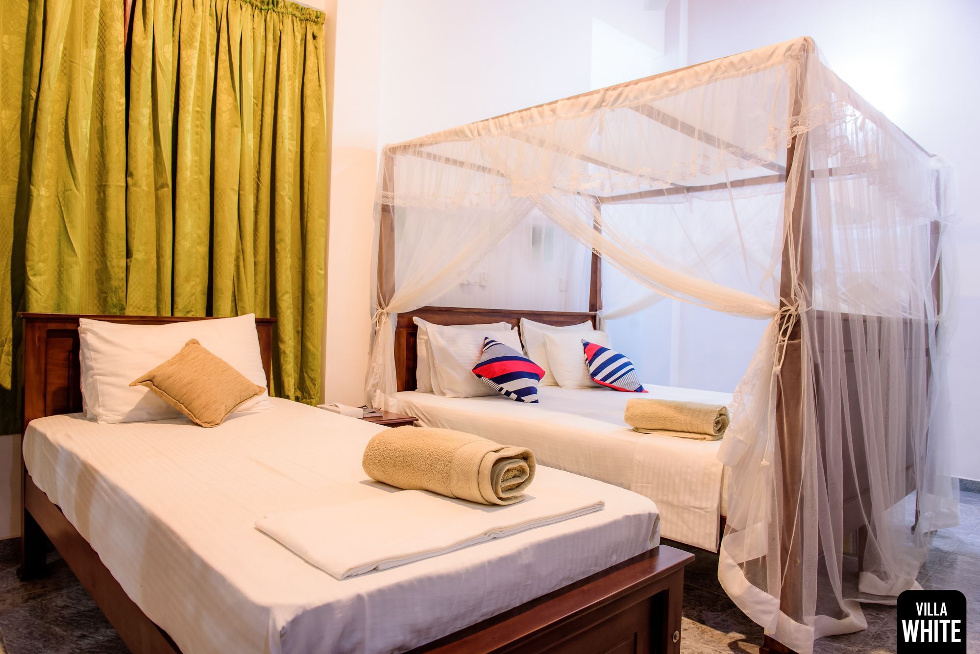 Villa White Хиккадува Экстерьер фото