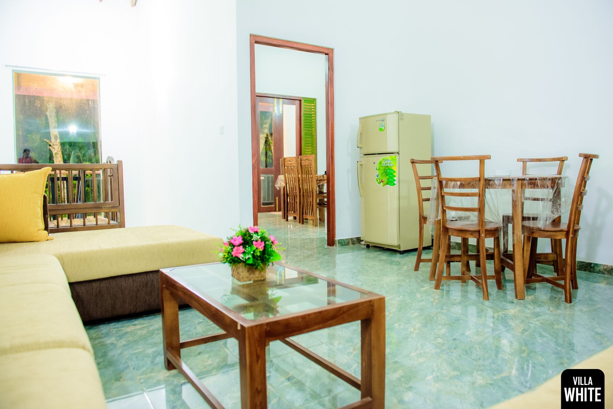 Villa White Хиккадува Экстерьер фото